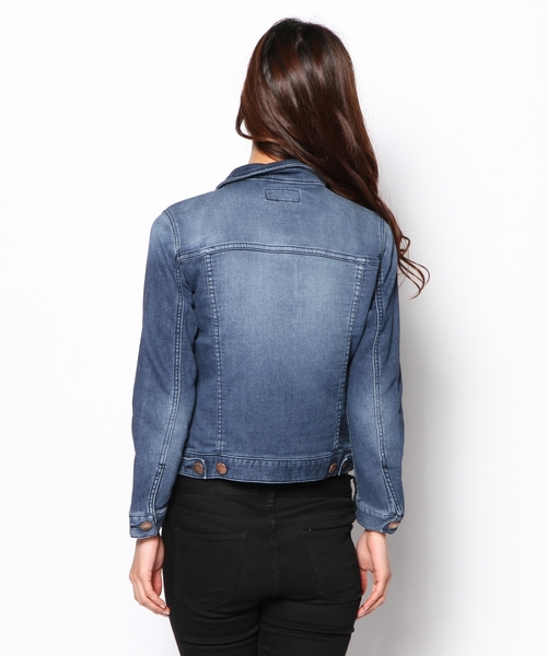 SHARE PARK(シェアパーク)の「【VERY掲載商品】ジョグデニム Gジャン (デニムジャケット・レディース・ホワイト系/ブルー系・0/1)」の8枚目の写真