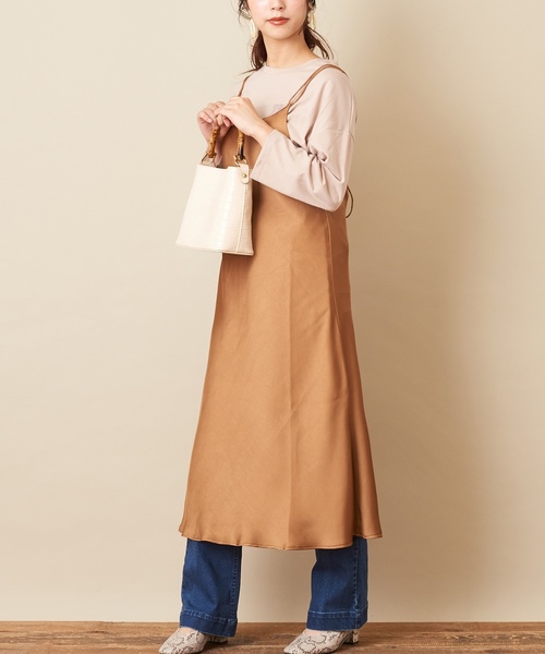 natural couture(ナチュラルクチュール)の「サテン2WAYキャミワンピース(ワンピース・レディース・ブラウン/ピンク/アイボリー/キャメル・FREE)」の18枚目の写真
