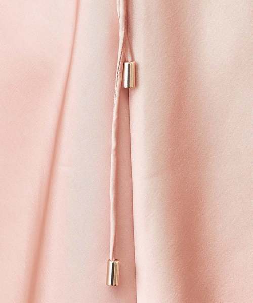 natural couture(ナチュラルクチュール)の「サテン2WAYキャミワンピース(ワンピース・レディース・ブラウン/ピンク/アイボリー/キャメル・FREE)」の7枚目の写真