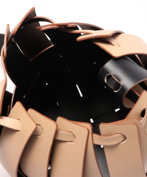 MARY AL TERNA（メアリオルターナ）の「【MARY AL TERNA(メアリオルターナ)】ハンドバッグ（ハンドバッグ・レディース・ブラック/ベージュ/グリーン・FREE）」の11枚目の写真