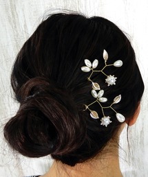 minia（ミニア）の「ビジュー・パールのフラワーモチーフ ヘッドドレス コーム（その他ヘアアクセサリー）」