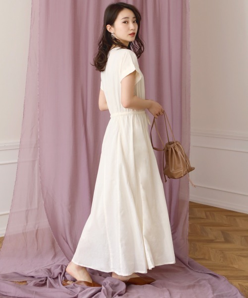 Bou Jeloud（ブージュルード）の「Made in INDIA◆6枚ハギフレアマキシワンピース/ウエストマークバイカラーロングワンピ/コットンギャザースカート（ワンピース・レディース・ホワイト系その他/A/モカ/チャコールグレー/レッド・38）」の8枚目の写真