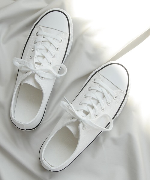 ZIP FIVE(ジップファイブ)の「【ZIP FIVE】キャンバス ハイカット / ローカット スニーカー(スニーカー・メンズ・ホワイト/ブラウン系その他/ベージュ系その他2/ブラウン系/ホワイト系/グリーン系その他/ベージュ/ブラウン/ブラウン系その他2/ブラック系/ベージュ系/ブラック/ベージュ系その他/グリーン系その他2・23.0cm/23.5cm/25.0cm/25.5cm/27.0cm/24.0cm/24.5cm/26.0cm/26.5cm/28.0cm)」の3枚目の写真