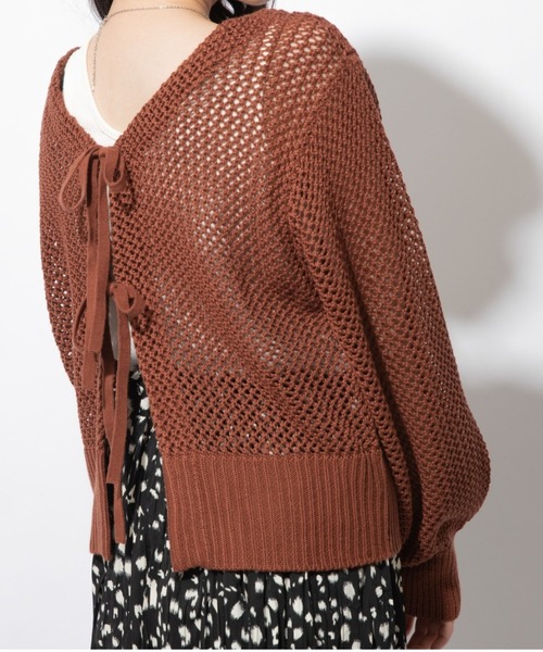 Mysa&Liina(ミーサリーナ)の「前後2WAYリボン透かし柄ニットカーディガン(カーディガン/ボレロ・レディース・モカ/ブラウン/ブラック・M)」の12枚目の写真