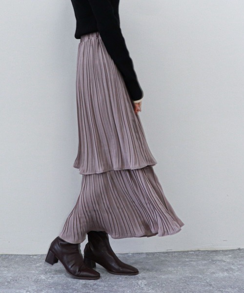 archives（アルシーヴ）の「プリーツティアードスカート（スカート・レディース・ベージュ/グリーン/ブルー/ピンクベージュ・MEDIUM）」の4枚目の写真