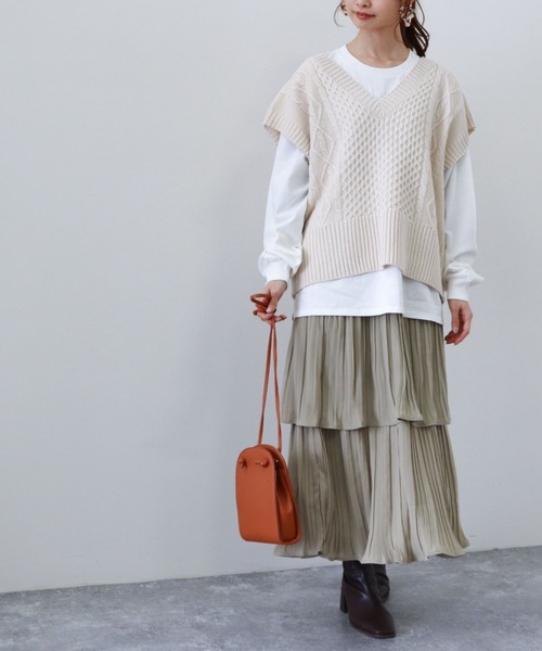 archives（アルシーヴ）の「プリーツティアードスカート（スカート・レディース・ベージュ/グリーン/ブルー/ピンクベージュ・MEDIUM）」の11枚目の写真