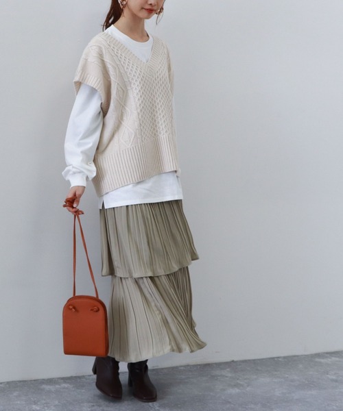 archives（アルシーヴ）の「プリーツティアードスカート（スカート・レディース・ベージュ/グリーン/ブルー/ピンクベージュ・MEDIUM）」の12枚目の写真