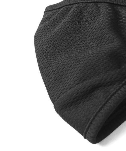 NEW ERA（ニューエラ）の「NEW ERA WAIPER別注 ロゴエンブロイダリー マスク（マスク・メンズ・ブラック/ゴールド・FREE）」の18枚目の写真