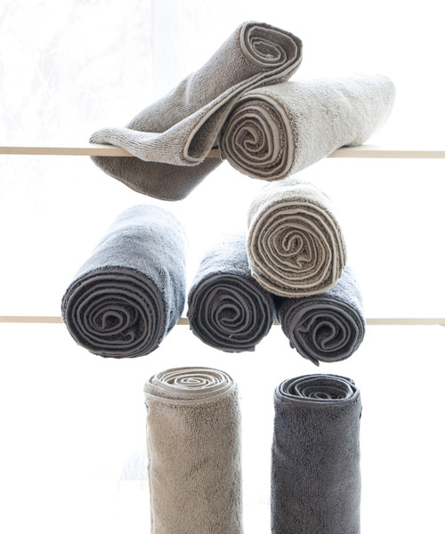 sarasa design（サラサデザイン）の「b2c スーパーパイルフェザー キッチンマット-SS（ラグ/マット・レディース・チャコールグレー/ライトグレー・ONESIZE）」の7枚目の写真