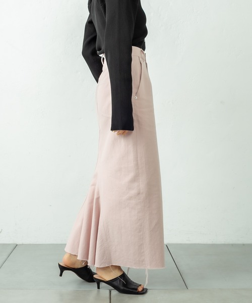 mystic(ミスティック)の「バックフレアタイトスカート(スカート・レディース・ピンク/オフホワイト/ブラック・1/2)」の12枚目の写真