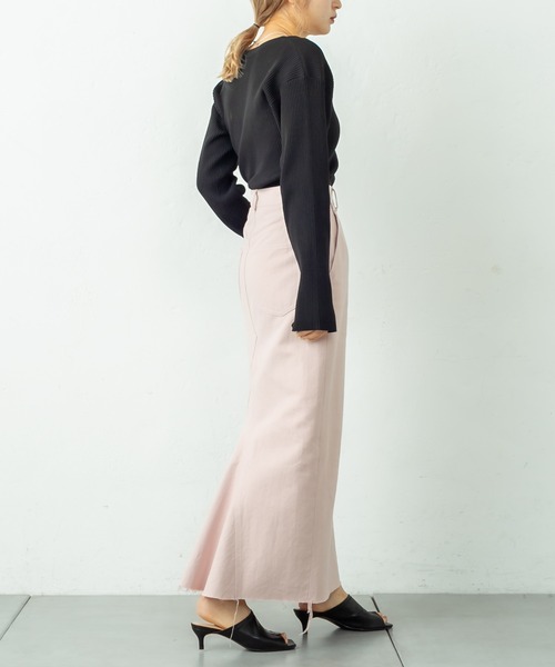 mystic(ミスティック)の「バックフレアタイトスカート(スカート・レディース・ピンク/オフホワイト/ブラック・1/2)」の6枚目の写真