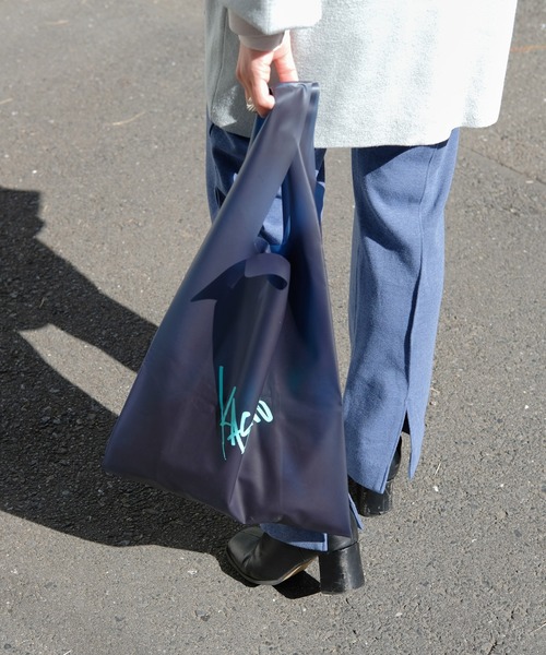 Kastane（カスタネ）の「グラフィックデイリーショッパー/耐久性/防水性/熱可塑性ポリウレタン（トートバッグ・レディース・ネイビー/オフホワイト/ピンク・FREE）」の3枚目の写真