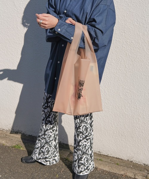 Kastane（カスタネ）の「グラフィックデイリーショッパー/耐久性/防水性/熱可塑性ポリウレタン（トートバッグ・レディース・ネイビー/オフホワイト/ピンク・FREE）」の4枚目の写真