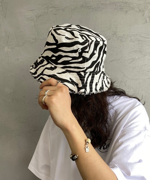 JEANS FACTORY Clothes（ジーンズファクトリークローズ）の「[Jeans Factory Clothes/ジーンズファクトリークローズ] フリンジバケットハット（ハット・メンズ・ブラック/アイボリー/ミント/レオパード/ゼブラ・L）」の5枚目の写真