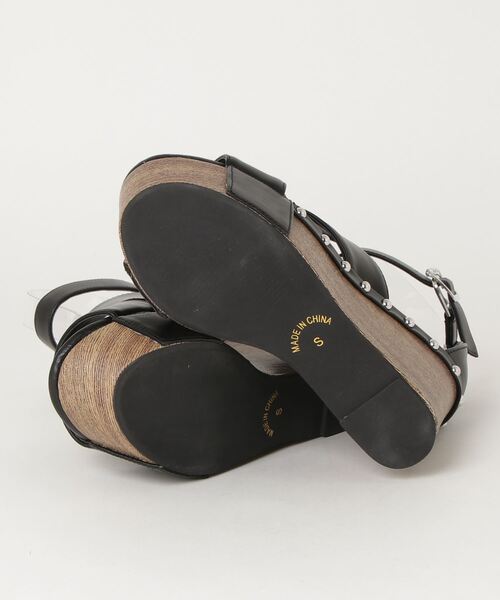 chumchum（チャムチャム）の「サイドオープンスタッズサンダル（サンダル・レディース・ブラック/ダークブラウン・LL/S/M/L）」の3枚目の写真