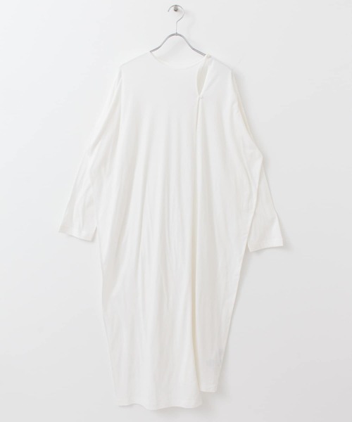 KBF(ケイビーエフ)の「2WAYロングカットワンピース(ワンピース・レディース・ブラック/オフホワイト/ベージュ・ONE)」の21枚目の写真