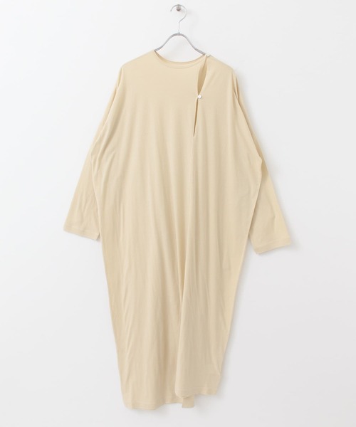 KBF(ケイビーエフ)の「2WAYロングカットワンピース(ワンピース・レディース・ブラック/オフホワイト/ベージュ・ONE)」の11枚目の写真