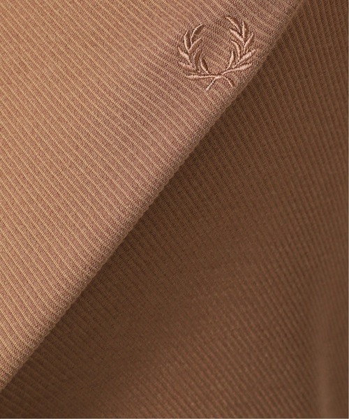 FRED PERRY(フレッドペリー)の「《汗染み防止》【FRED PERRY / フレッド ペリー】別注 SOLOTEX(R) カルゼ Tシャツ(Tシャツ/カットソー・メンズ・チャコールグレー/ホワイト/ベージュ/ネイビー/ブルーグリーン・SMALL/MEDIUM/LARGE/X-LARGE)」の10枚目の写真