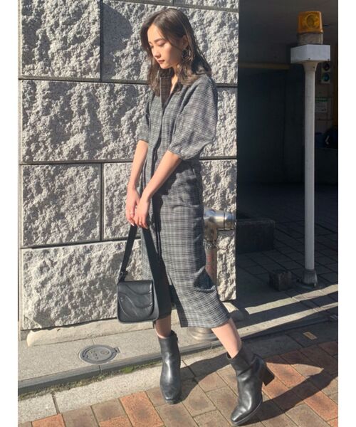 EMODA（エモダ）の「アシンメトリーショルダーバッグ（ショルダーバッグ・レディース・ブラック/ブラウン・FREE）」の6枚目の写真