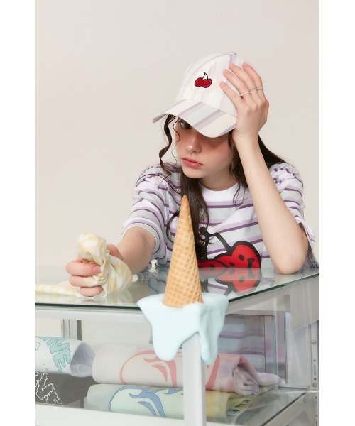 KIRSH(キルシー)の「『KIRSH/キルシー』BIG DOODLE CHERRY T-SHIRTS KH/ビッグチェリープリント半袖Tシャツ(Tシャツ/カットソー・レディース・ホワイト/ブラック/A・FREE)」の16枚目の写真