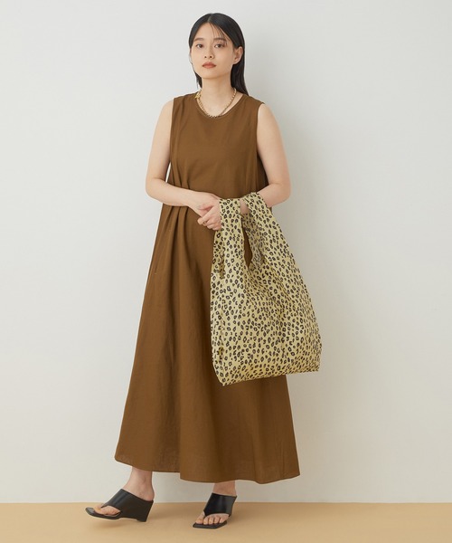 ADAM ET ROPE'(アダムエロペ)の「【BAGGU】Standard Baggu(エコバッグ/サブバッグ・レディース・ベージュ/オリーブ・M)」の3枚目の写真