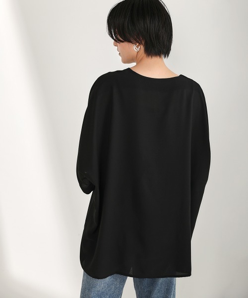 Bou Jeloud(ブージュルード)の「サラッと素材◆ドルマンブラウス(シャツ/ブラウス・レディース・ブラック/オフホワイト/ライム/ブルー/グレイッシュベージュ/チャコールグレー/パープル/ダークグリーン/キャメル/グリーン系その他・FREE)」の21枚目の写真