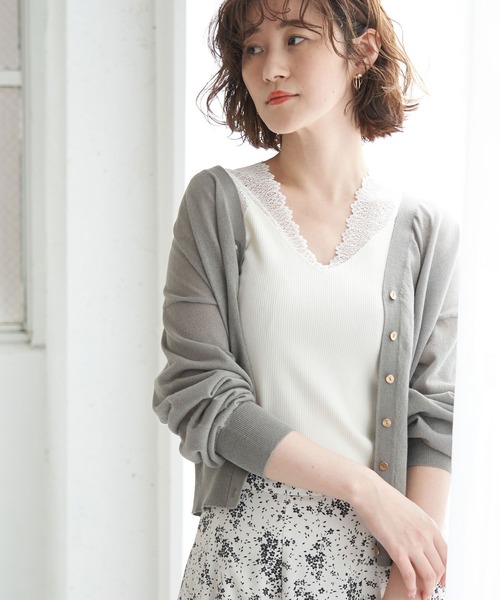 ROPE' PICNIC（ロペピクニック）の「袖レースVネックテレコトップス（タンクトップ・レディース・ブラック/オフホワイト/ブラウン・40/38）」の2枚目の写真