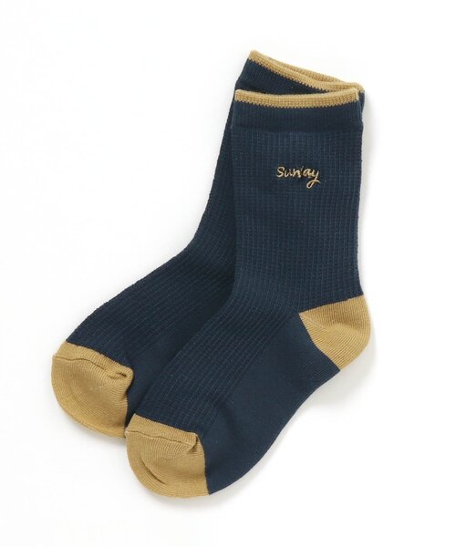 apres les cours(アプレレクール)の「BOY'S WEEKDAYソックス(ソックス/靴下・キッズ・チャコール/ラベンダー/サックスブルー/ネイビー/レンガ/オフホワイト/ベージュ・12/18/21/15 )」の5枚目の写真