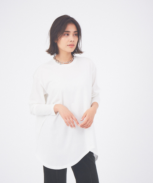 qualite(カリテ)の「アシメコットンカットソー(Tシャツ/カットソー・レディース・ダークブラウン/オフホワイト/イエロー/ホワイト/ブラック・フリー)」の3枚目の写真