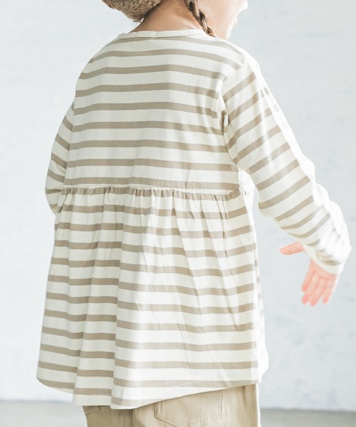 pairmanon（ペアマノン）の「ボーダー長袖ガールズチュニック（Tシャツ/カットソー・キッズ・ブラック/アイボリー/モカ/グレイッシュベージュ・90/100/110/120/130/140/150）」の14枚目の写真