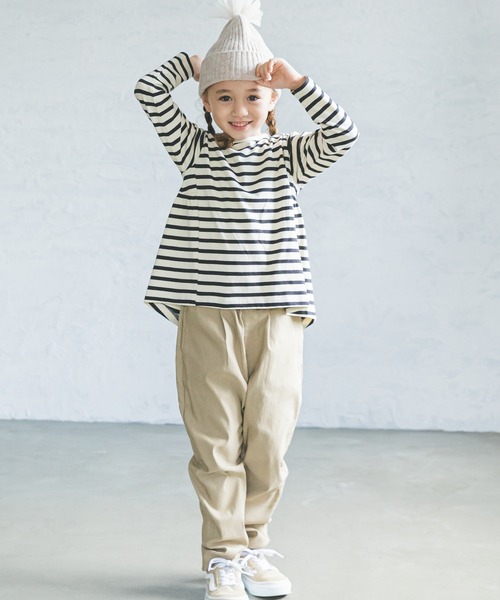 pairmanon（ペアマノン）の「ボーダー長袖ガールズチュニック（Tシャツ/カットソー・キッズ・ブラック/アイボリー/モカ/グレイッシュベージュ・90/100/110/120/130/140/150）」の15枚目の写真