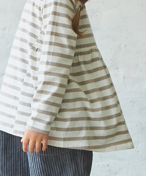 pairmanon（ペアマノン）の「ボーダー長袖ガールズチュニック（Tシャツ/カットソー・キッズ・ブラック/アイボリー/モカ/グレイッシュベージュ・90/100/110/120/130/140/150）」の5枚目の写真
