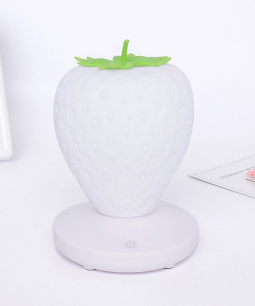 aimoha(アイモハ)の「いちごのミニ卓上ライト(照明・レディース・ホワイト/レッド/ピンク・FREE)」の10枚目の写真