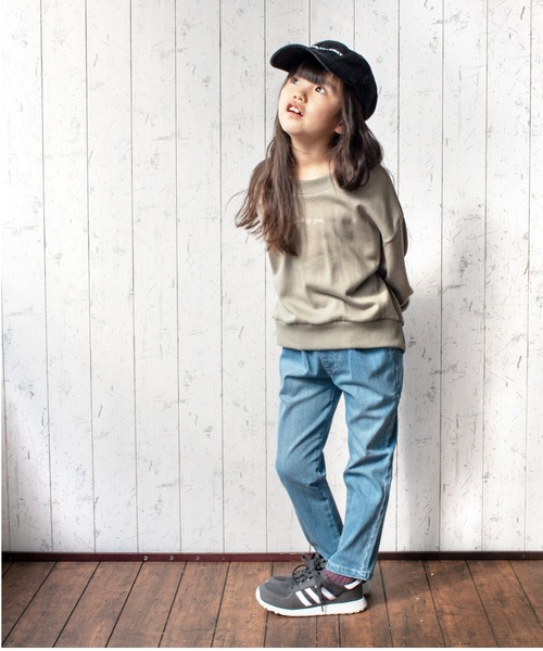 L.COPECK(エルコペック)の「速乾楽ちんパンツ(デニムパンツ・キッズ・カーキ/キャメル/ターコイズブルー/ラベンダー/ブラック/ブルー系その他/ベージュ/ネイビー/ブルー・100cm/120cm/140cm/110cm/130cm/150cm/160cm)」の7枚目の写真