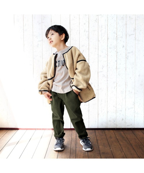 L.COPECK(エルコペック)の「速乾楽ちんパンツ(デニムパンツ・キッズ・カーキ/キャメル/ターコイズブルー/ラベンダー/ブラック/ブルー系その他/ベージュ/ネイビー/ブルー・100cm/120cm/140cm/110cm/130cm/150cm/160cm)」の3枚目の写真