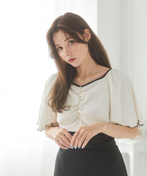 MAJESTIC LEGON（マジェスティックレゴン）の「モノトーンコンシャストップス（Tシャツ/カットソー・レディース・ブラック/アイボリー・SMALL/MEDIUM）」の18枚目の写真