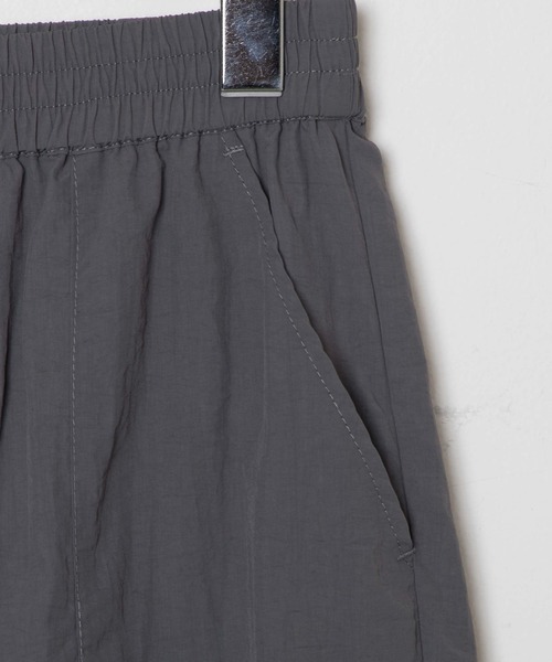 WEGO（ウィゴー）の「WEGO/ナイロンカーゴパンツ（カーゴパンツ・レディース・ブラック/グレー・FREE）」の19枚目の写真