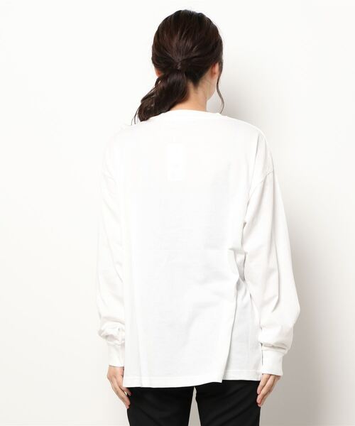 LOWRYS FARM（ローリーズファーム）の「アソートフォトロンＴＬＳ　227960（Tシャツ/カットソー・レディース・ホワイト/ホワイト系その他/チャコールグレー/グレー系その他・FREE）」の6枚目の写真