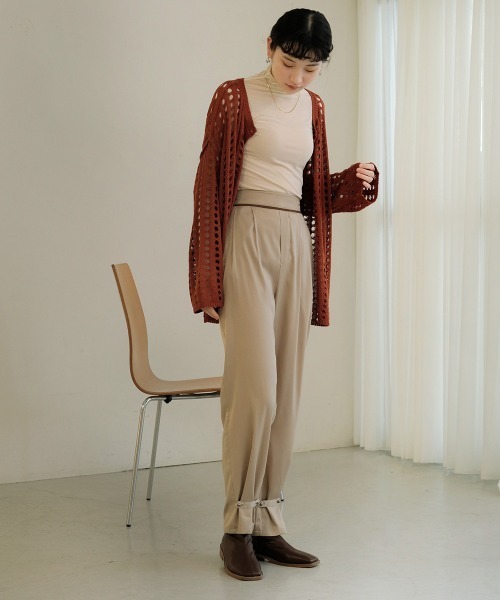 Bab（バブ）の「【WEB限定】サテン裾絞りパンツ（その他パンツ・レディース・ベージュ/モカ/プラム・M）」の9枚目の写真