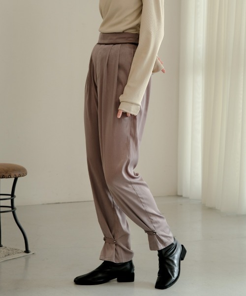 Bab（バブ）の「【WEB限定】サテン裾絞りパンツ（その他パンツ・レディース・ベージュ/モカ/プラム・M）」の20枚目の写真