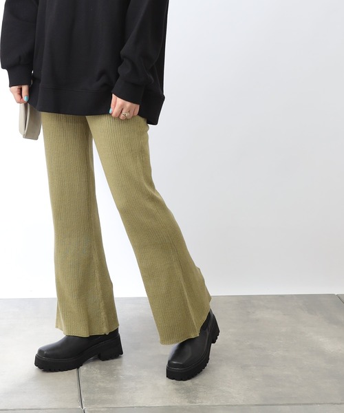 COLONY 2139(コロニートゥーワンスリーナイン)の「リサイクルポリリブニットパンツ(セットアップ可)(その他パンツ・レディース・ブラック/グリーン/グレイッシュベージュ・MEDIUM/LARGE)」の1枚目の写真