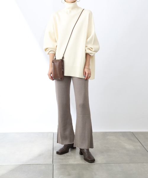 COLONY 2139(コロニートゥーワンスリーナイン)の「リサイクルポリリブニットパンツ(セットアップ可)(その他パンツ・レディース・ブラック/グリーン/グレイッシュベージュ・MEDIUM/LARGE)」の20枚目の写真