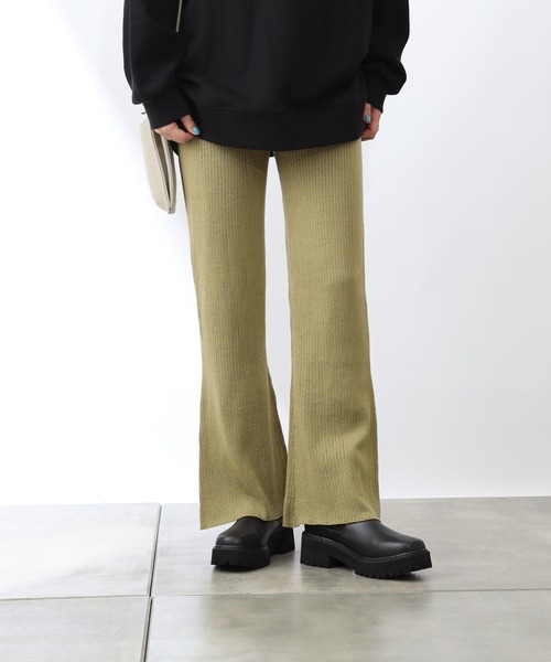 COLONY 2139(コロニートゥーワンスリーナイン)の「リサイクルポリリブニットパンツ(セットアップ可)(その他パンツ・レディース・ブラック/グリーン/グレイッシュベージュ・MEDIUM/LARGE)」の6枚目の写真