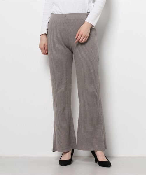 COLONY 2139(コロニートゥーワンスリーナイン)の「リサイクルポリリブニットパンツ(セットアップ可)(その他パンツ・レディース・ブラック/グリーン/グレイッシュベージュ・MEDIUM/LARGE)」の18枚目の写真