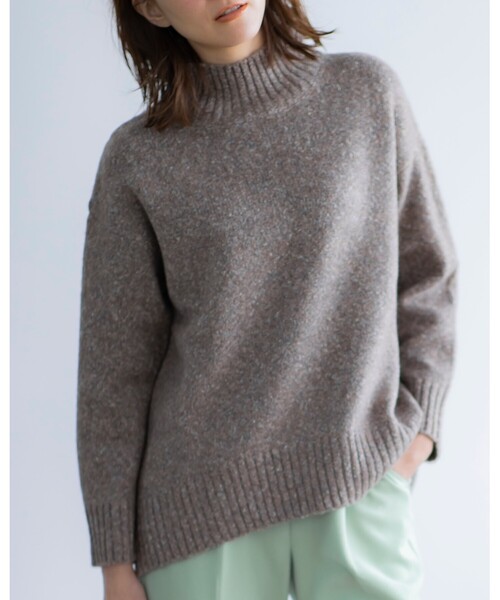 DRESKIP（ドレスキップ）の「◆ふわふわハイネックゆったりニット（ニット/セーター・レディース・ダークブラウン/グレー系その他/ライトベージュ/グリーン系/ライトグレー/ピンク系・02/03/04）」の9枚目の写真