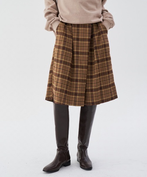 FEKETE(フェケテ)の「FEKETE WRAPPING CHECK HALF PANTS(その他パンツ・レディース・ベージュ/ブラウン・FREE)」の2枚目の写真