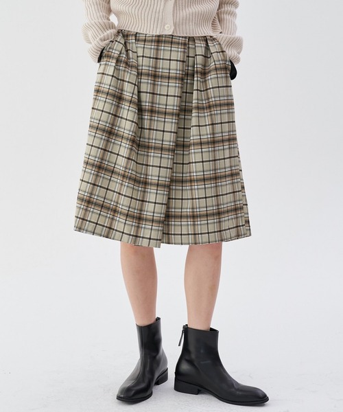 FEKETE(フェケテ)の「FEKETE WRAPPING CHECK HALF PANTS(その他パンツ・レディース・ベージュ/ブラウン・FREE)」の16枚目の写真