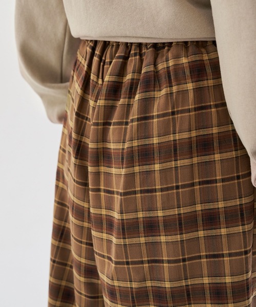 FEKETE(フェケテ)の「FEKETE WRAPPING CHECK HALF PANTS(その他パンツ・レディース・ベージュ/ブラウン・FREE)」の9枚目の写真