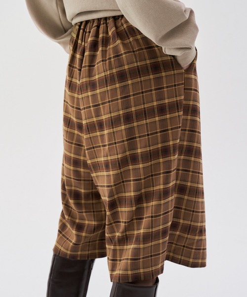 FEKETE(フェケテ)の「FEKETE WRAPPING CHECK HALF PANTS(その他パンツ・レディース・ベージュ/ブラウン・FREE)」の21枚目の写真