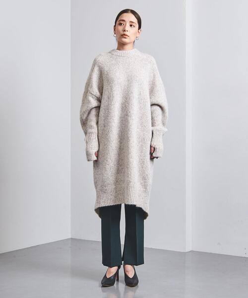 HYKE（ハイク）の「＜HYKE（ハイク）＞クルーネック ニットワンピース ■■■（ワンピース・レディース・グレー/ライトグレー・1）」の3枚目の写真